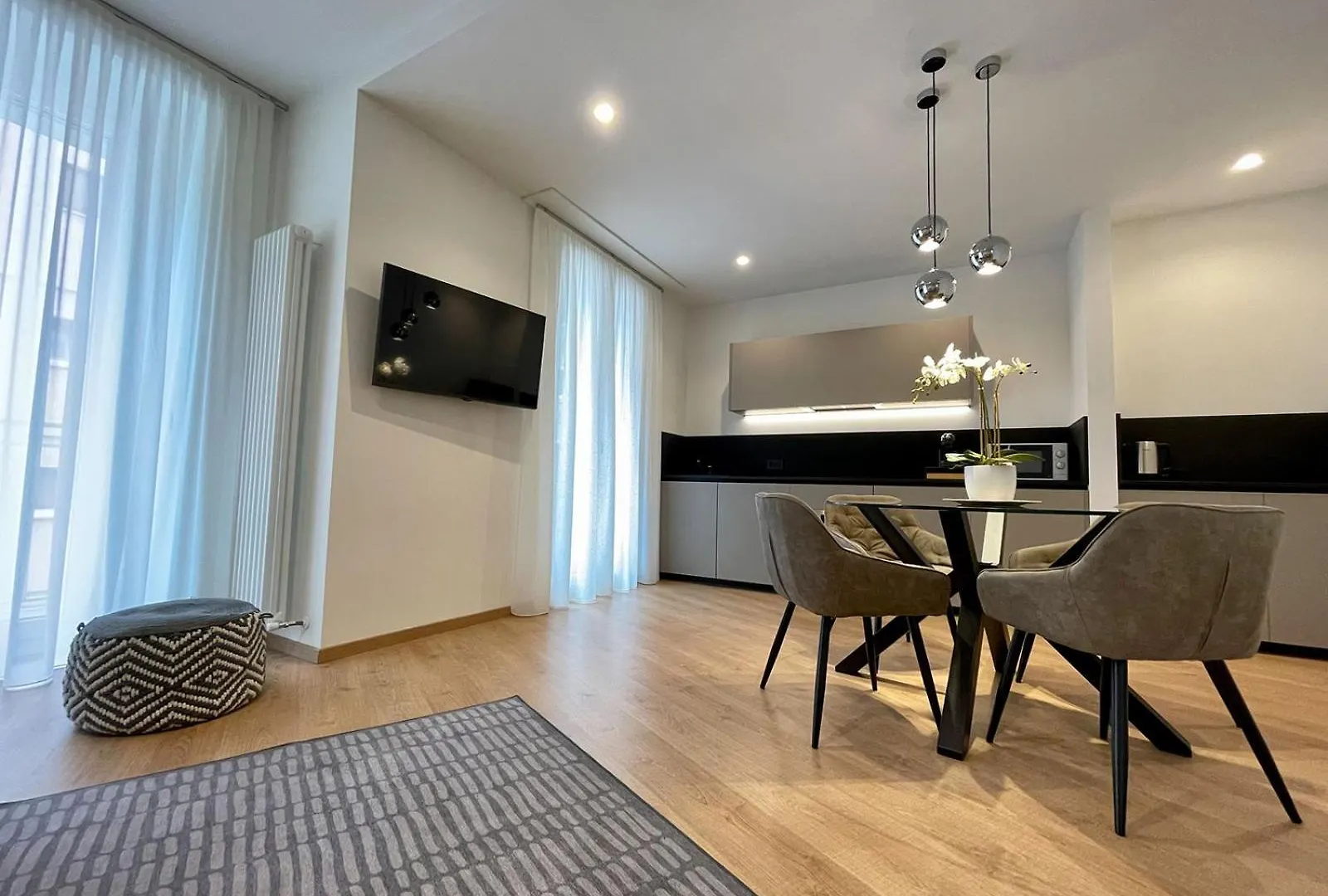 Clavis Luxury Apartments Chiavenna Italy